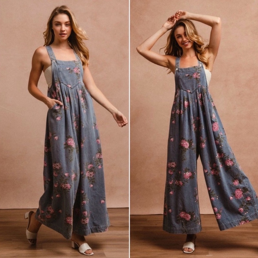 Bibi Floral Print Dark Wash Pockets Wide leg Denim Bib Jumpsuit - NWOT